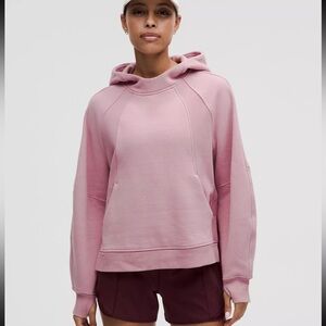 NWT Lululemon
Scuba Oversized Side-Slit Hoodie, M/L